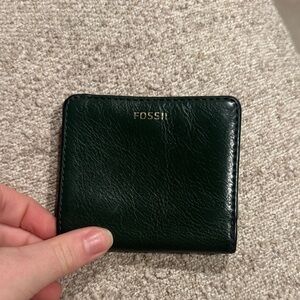 Fossil Forrest Green Leather Bi-Fold Card Slot & Coin Compartment Wallet
